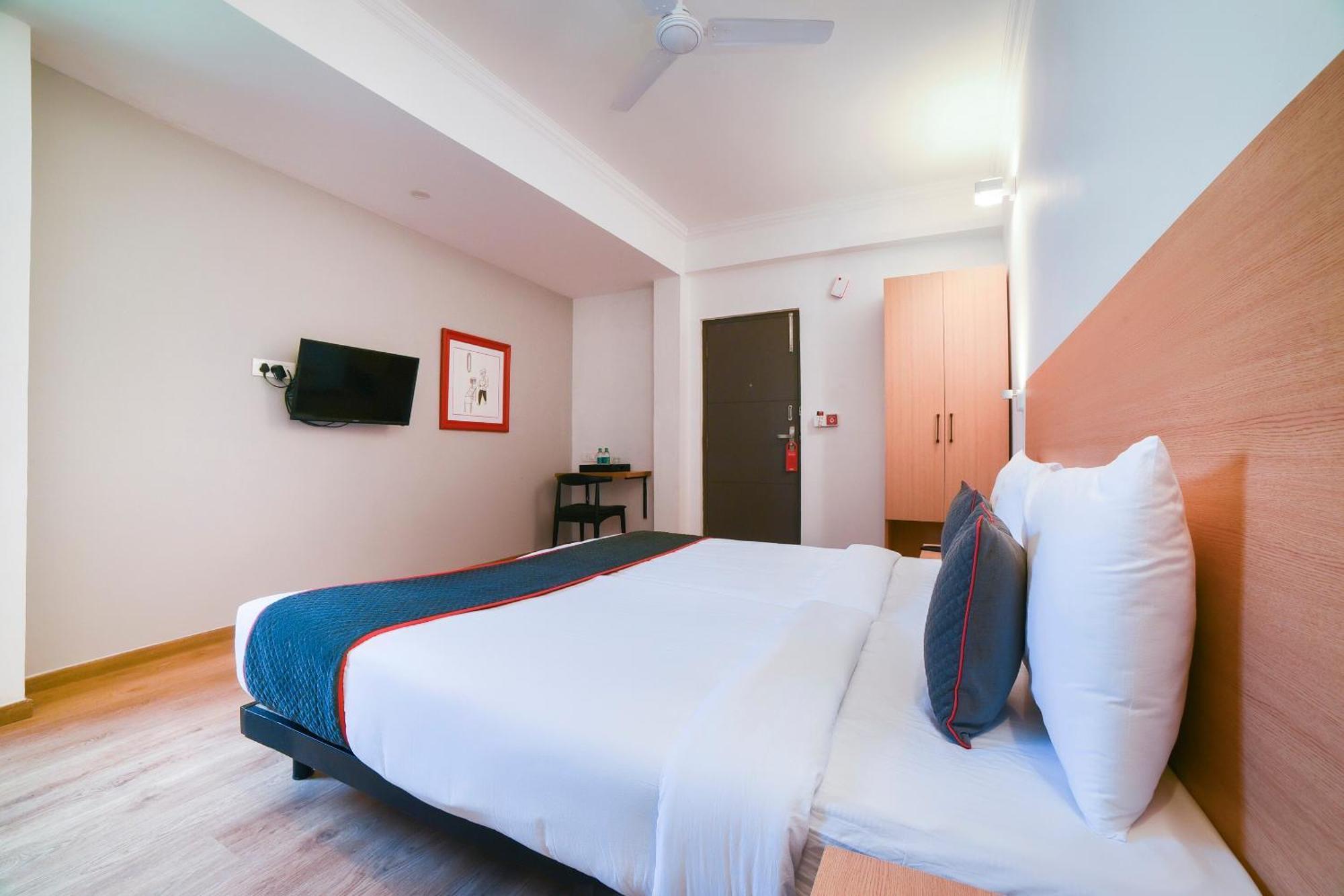 OYO Townhouse 142 Vadapalani Chennai Exterior foto