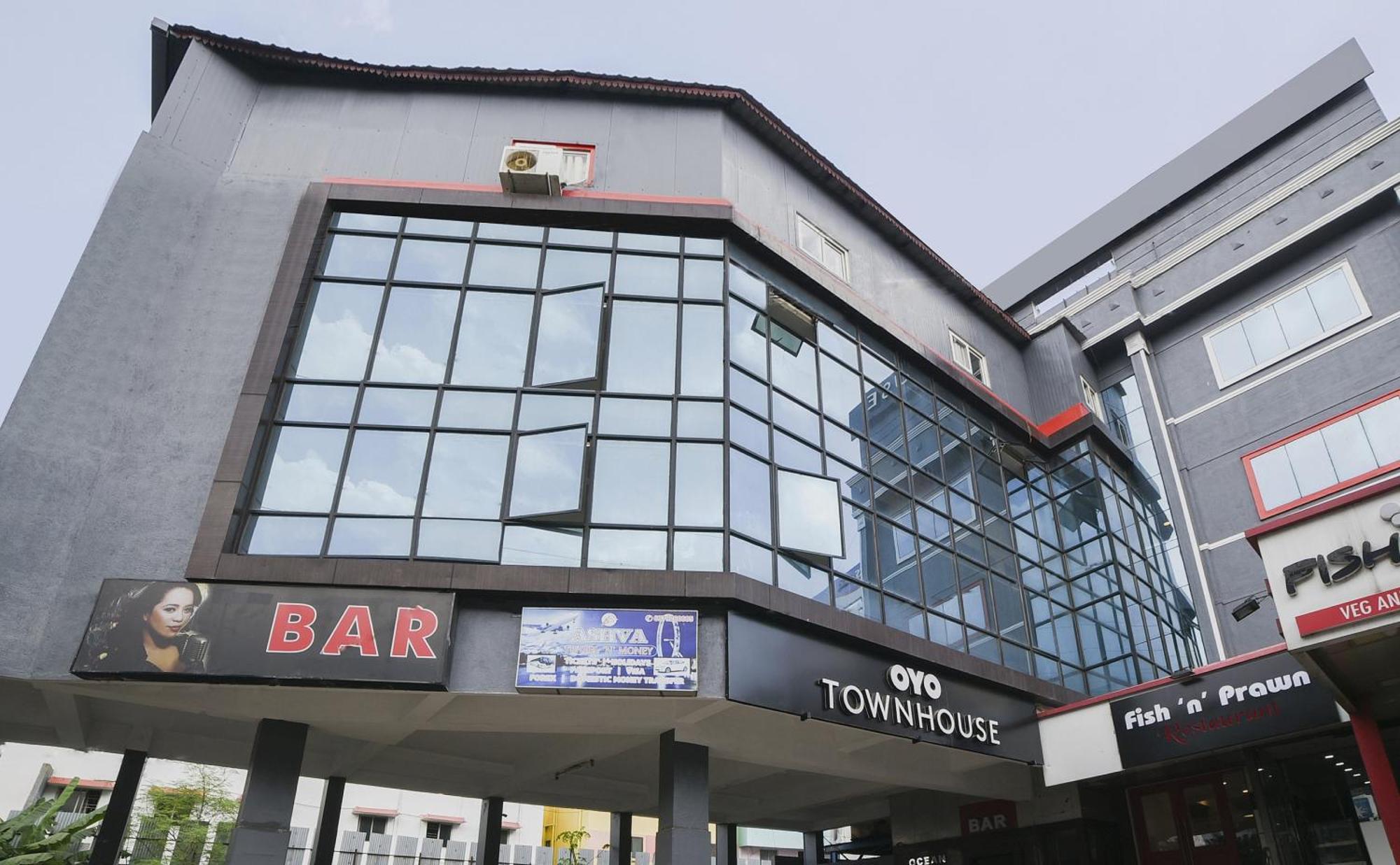 OYO Townhouse 142 Vadapalani Chennai Exterior foto